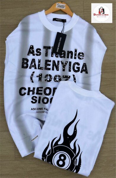 T-shirt blanc à imprimés uniques