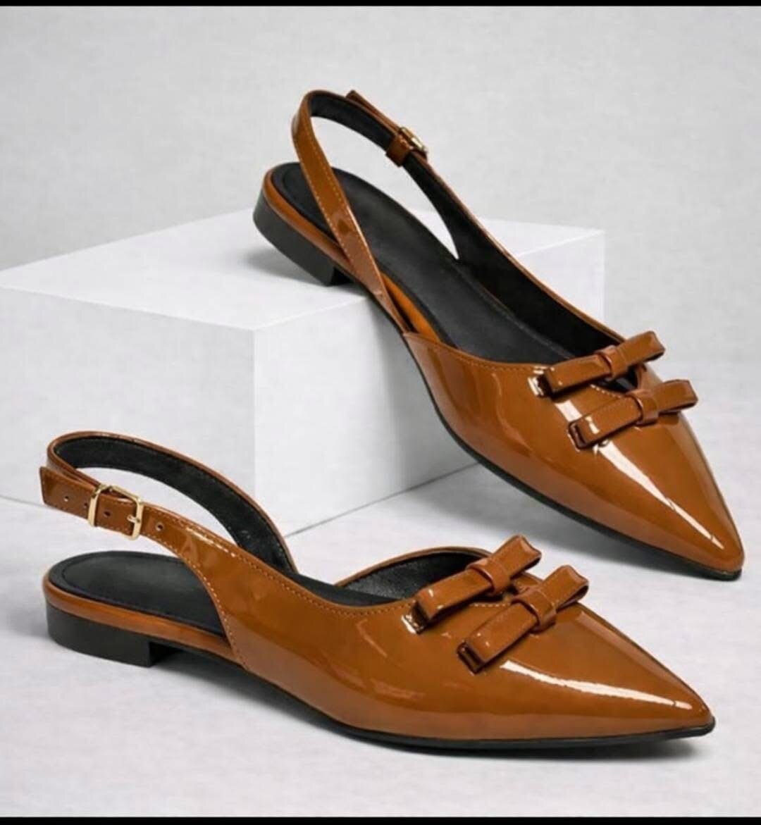 Sandales à talons aiguille