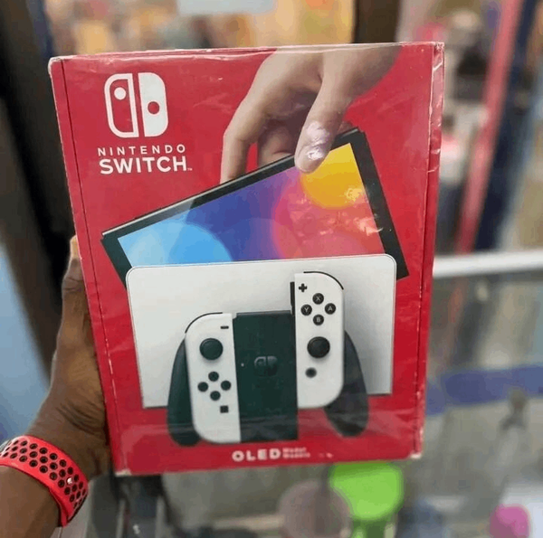 Nintendo Switch OLED - Console de jeu portable