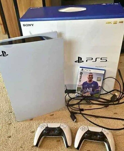 Console PS5 Sony neu avec manette