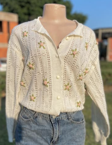 Short knitted sweater with buttons size: M/