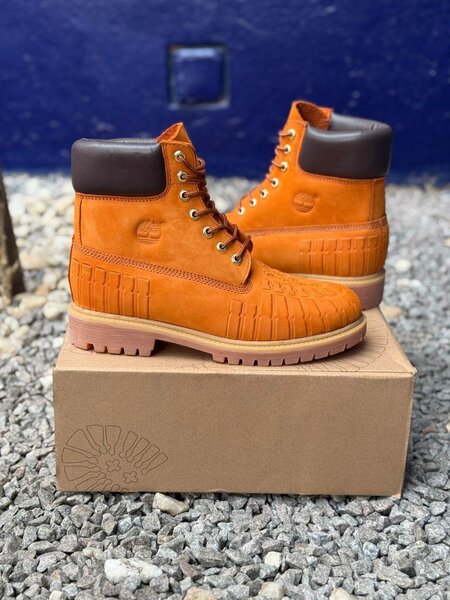 TIMBERLAND BOOT