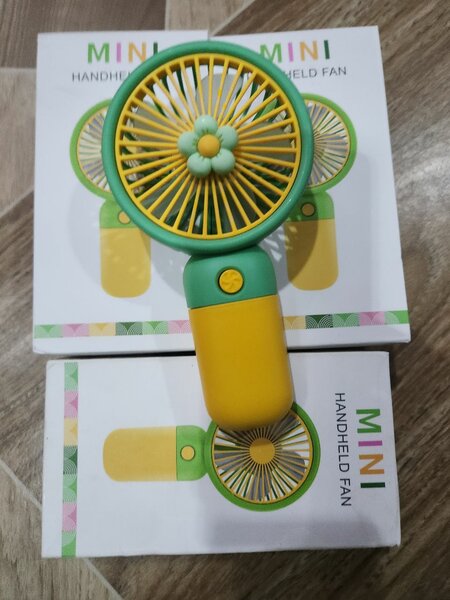 Mini Handheld Fan