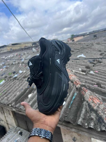 Chaussures de sport modernes