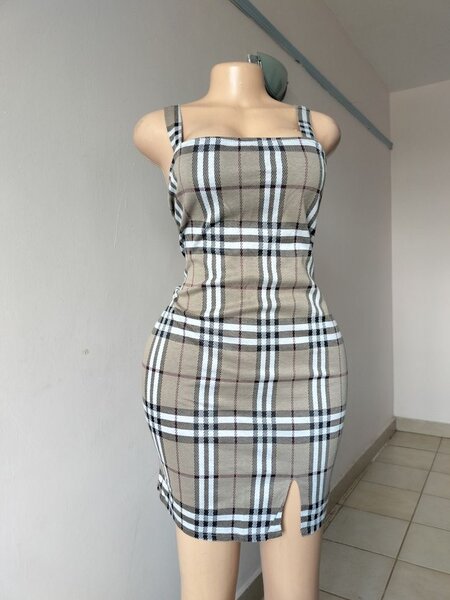 Robe à carreaux élégante