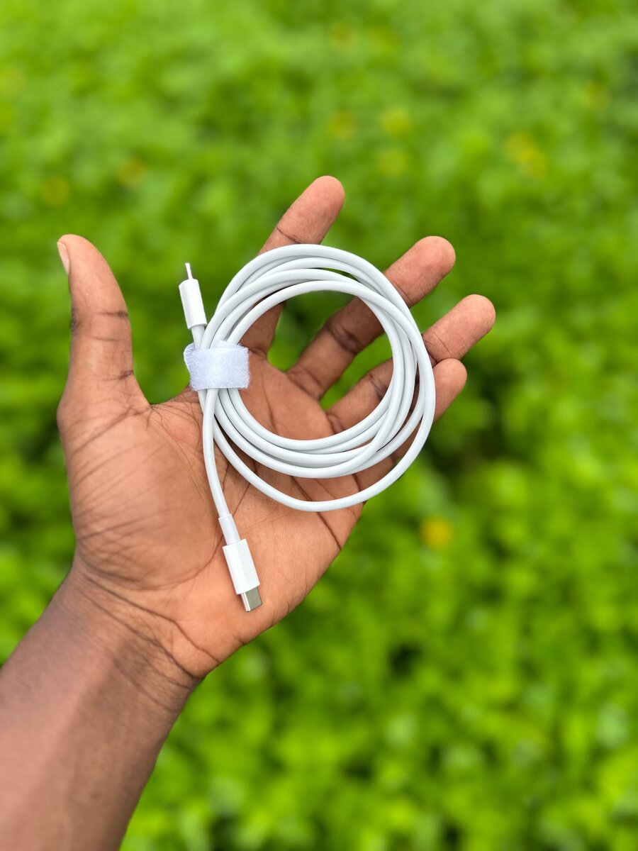 Original MacBook charger cable
