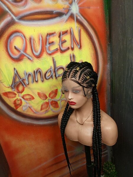 Perruque tressée avec dentelle