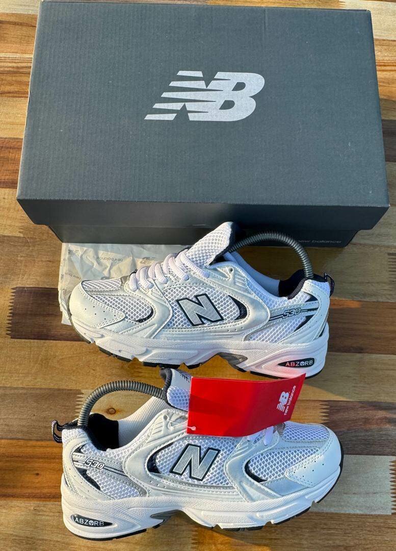 NEW BALANCE 530