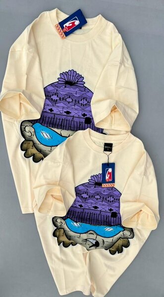 T-shirt imprimé urbain