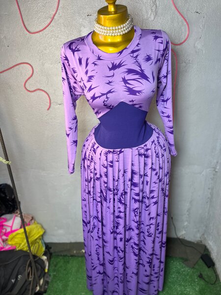 Robe longue violette élégante