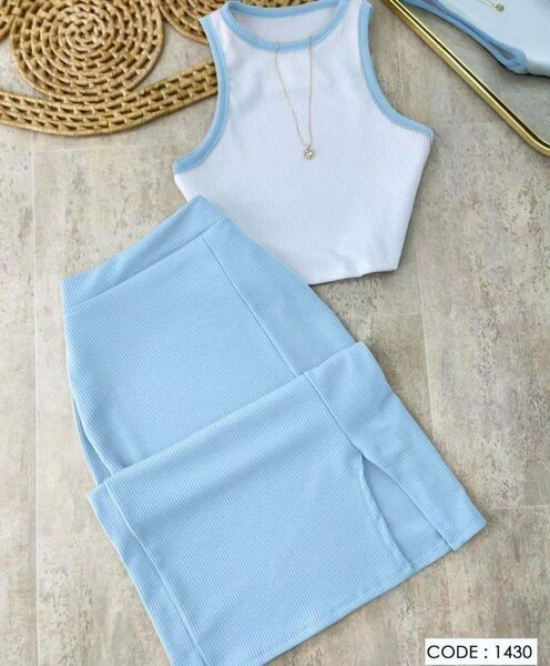 Jupe crayon tendance et haut