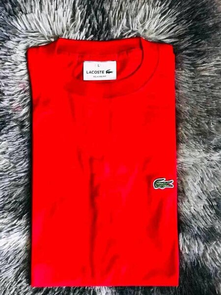 T-shirt rouge Lacoste L