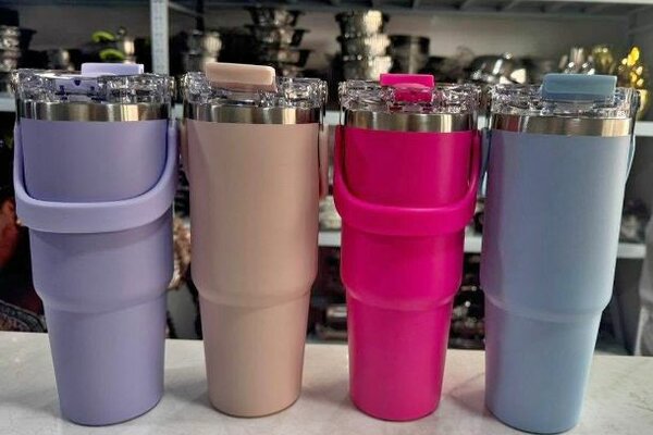 Gobelet isotherme en acier inoxydable