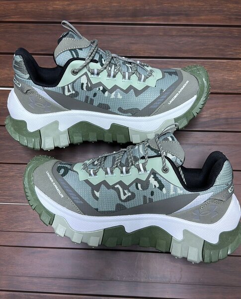 Chaussures Under Armour pour Homme