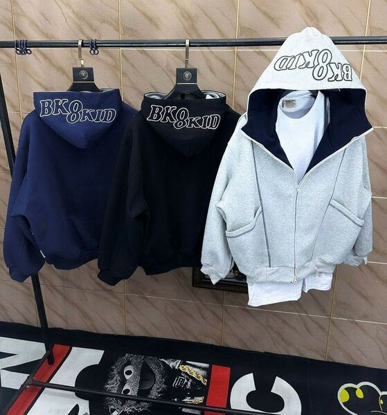 Sweat à capuche tendance