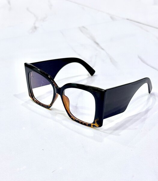 Lunettes carrées tendance