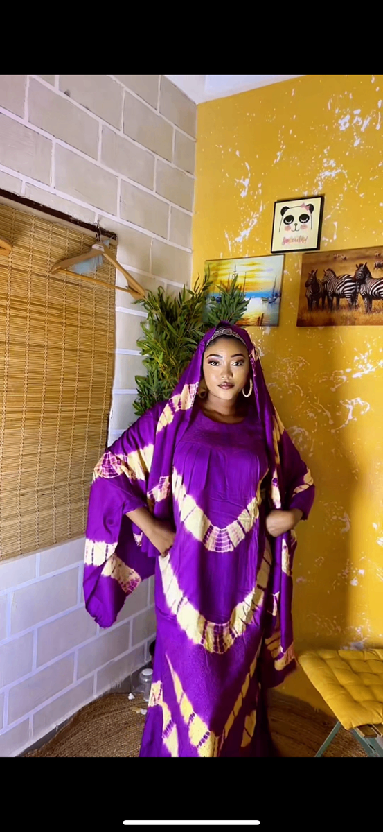 Robe Khaska, batik et sandales