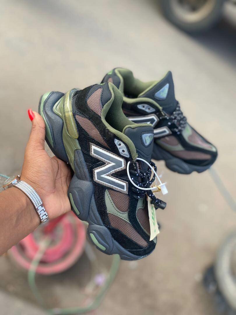 New Balance Sneakers