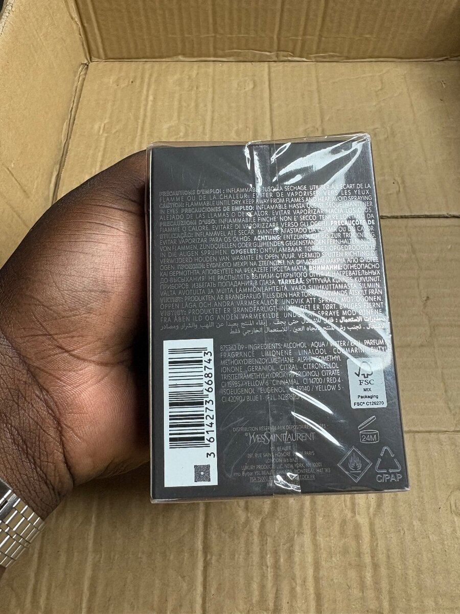 LHomme De YvesSaintLaurent