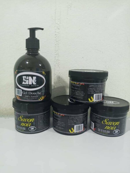 4 boîte et 1 gel douche