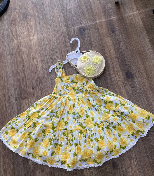 Robe fille estivale fleurie