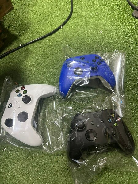 Manette Xbox série casi neuf