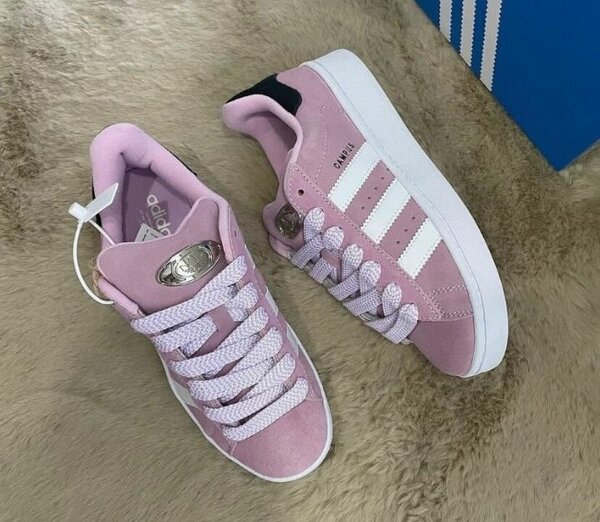 Baskets Adidas roses femme