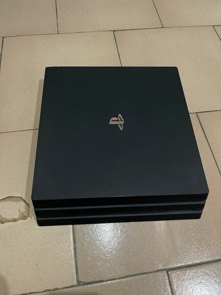 PS4 PRO