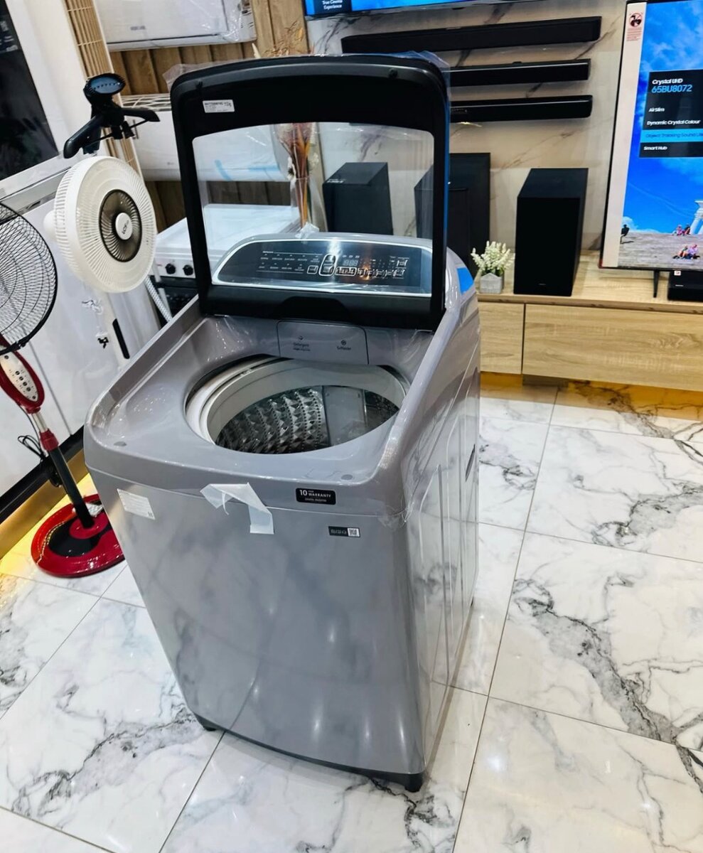 Midea 12KG Washing machine