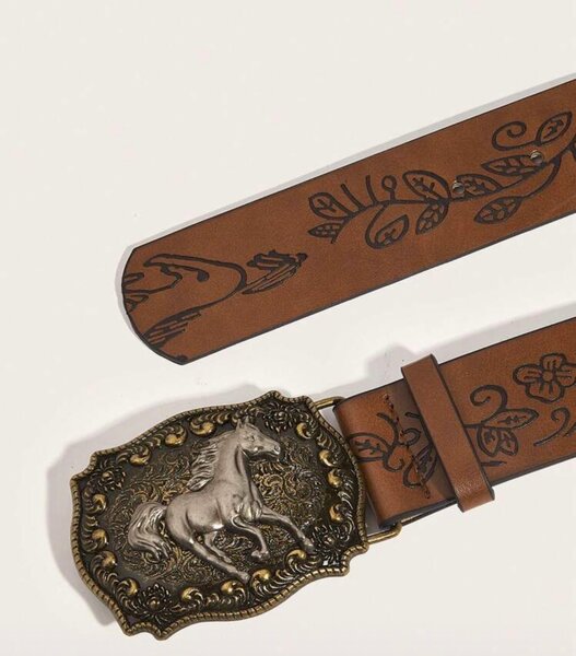 Ceinture en cuir gravée cheval