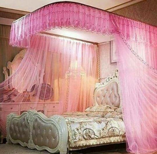 Telescopic mosquito nets