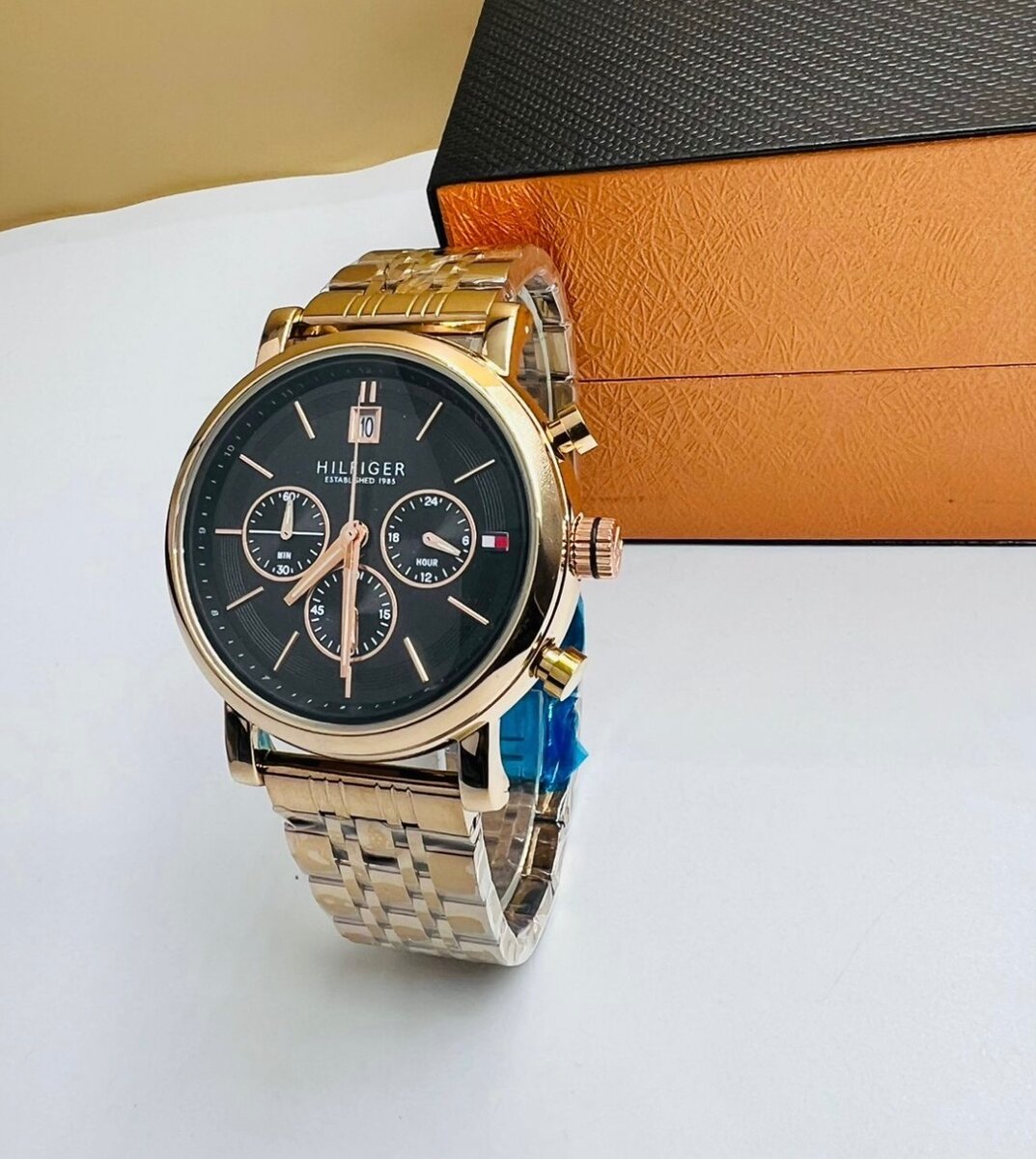 Montre de Luxe ( TOMMY HILFIGER )