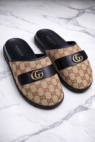 Mules en cuir Gucci