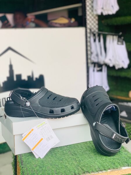 Gift shoes collection