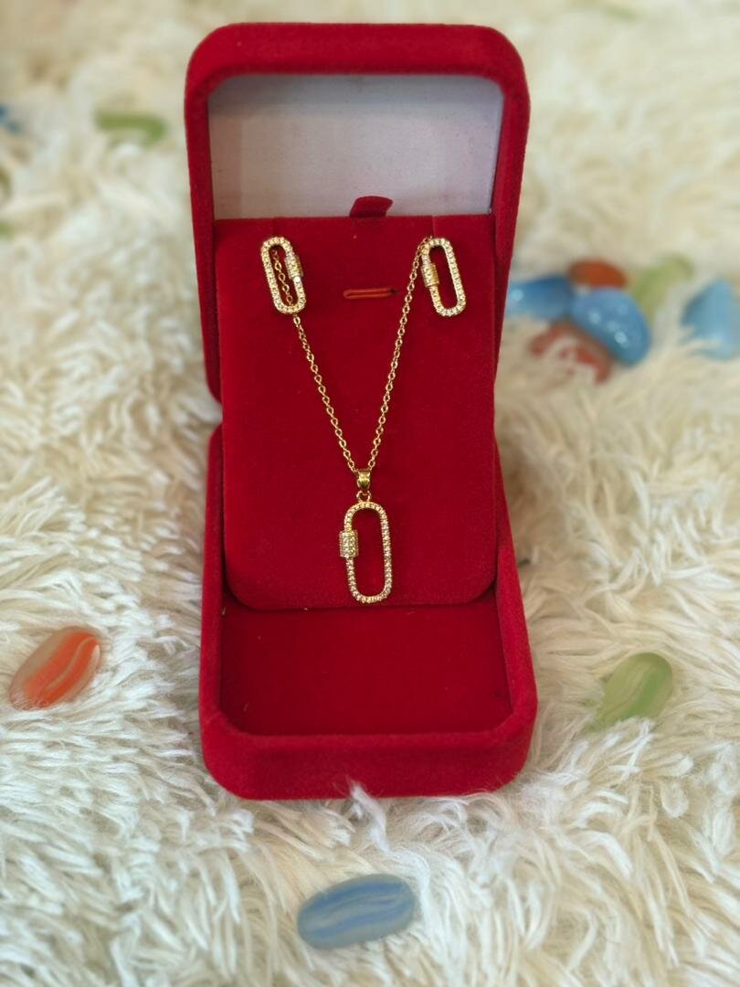 Parure Bijoux Dorés Élégante