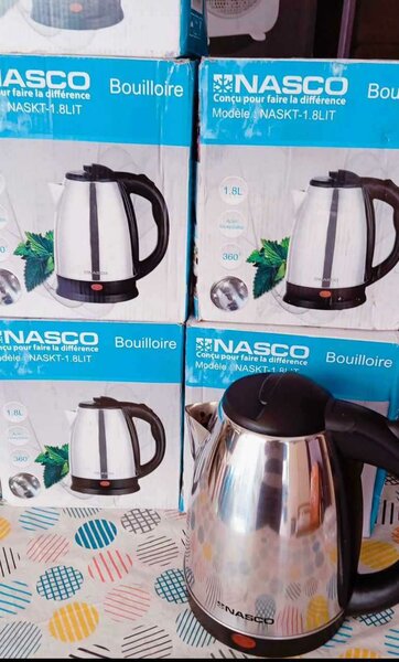 BOUILLOIRE ÉLECTRIQUE