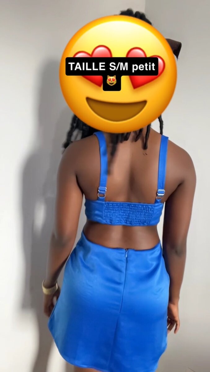 Robe bleue moulante sexy