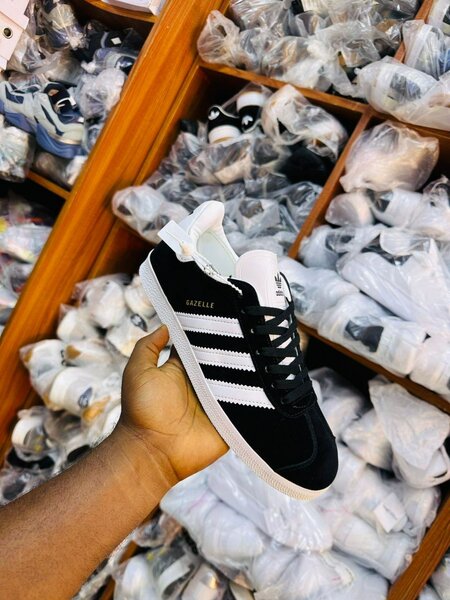 Chaussures Adidas