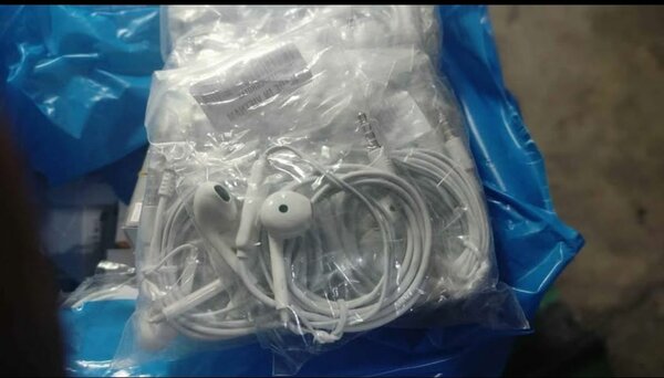 Superior quality handsfree pack of 5