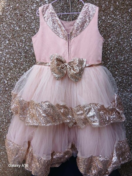 Robe de princesse pailletée