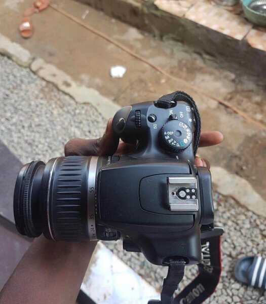 Appareil photo reflex Canon