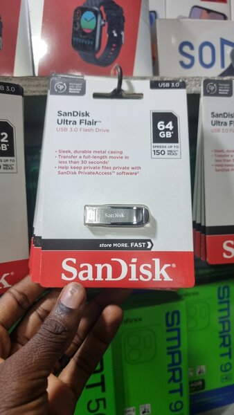 Clé USB SanDisk Ultra Flair 64GB