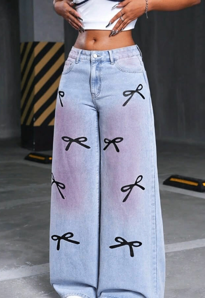 Jean large avec motifs noeud