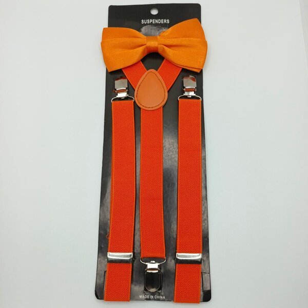 Bretelles et nœud papillon orange