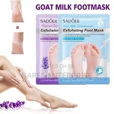 Exfoliating foot mask
