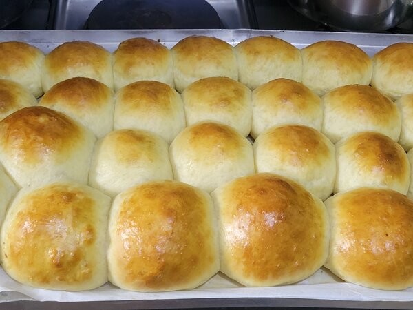 Petits Pains Maison Dorés