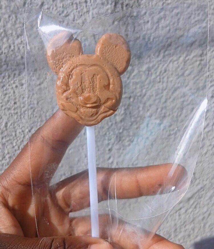 Sucette en chocolat animal