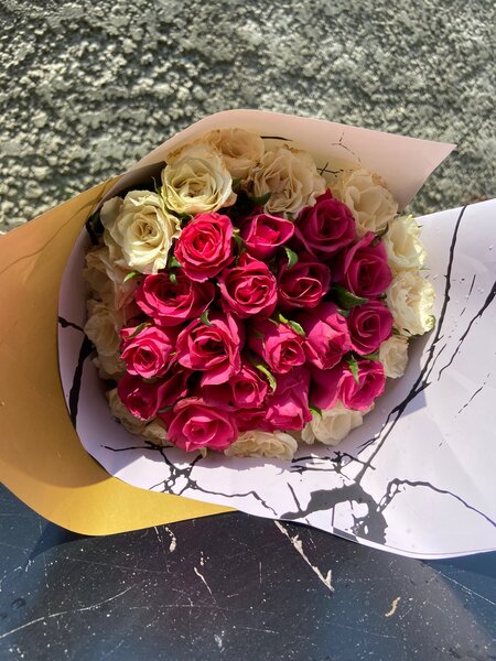 Roses and money bouquets