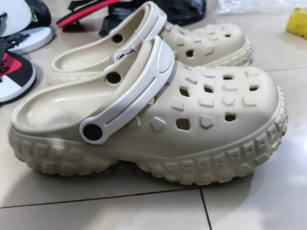 Chaussures Crocs en caoutchouc confortables