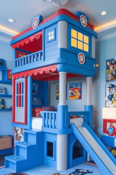 Lit enfant avec toboggan